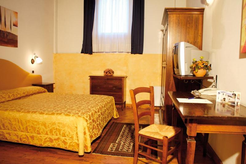 阿尔巴可酒店 圣托斯蒂诺立文 客房 照片